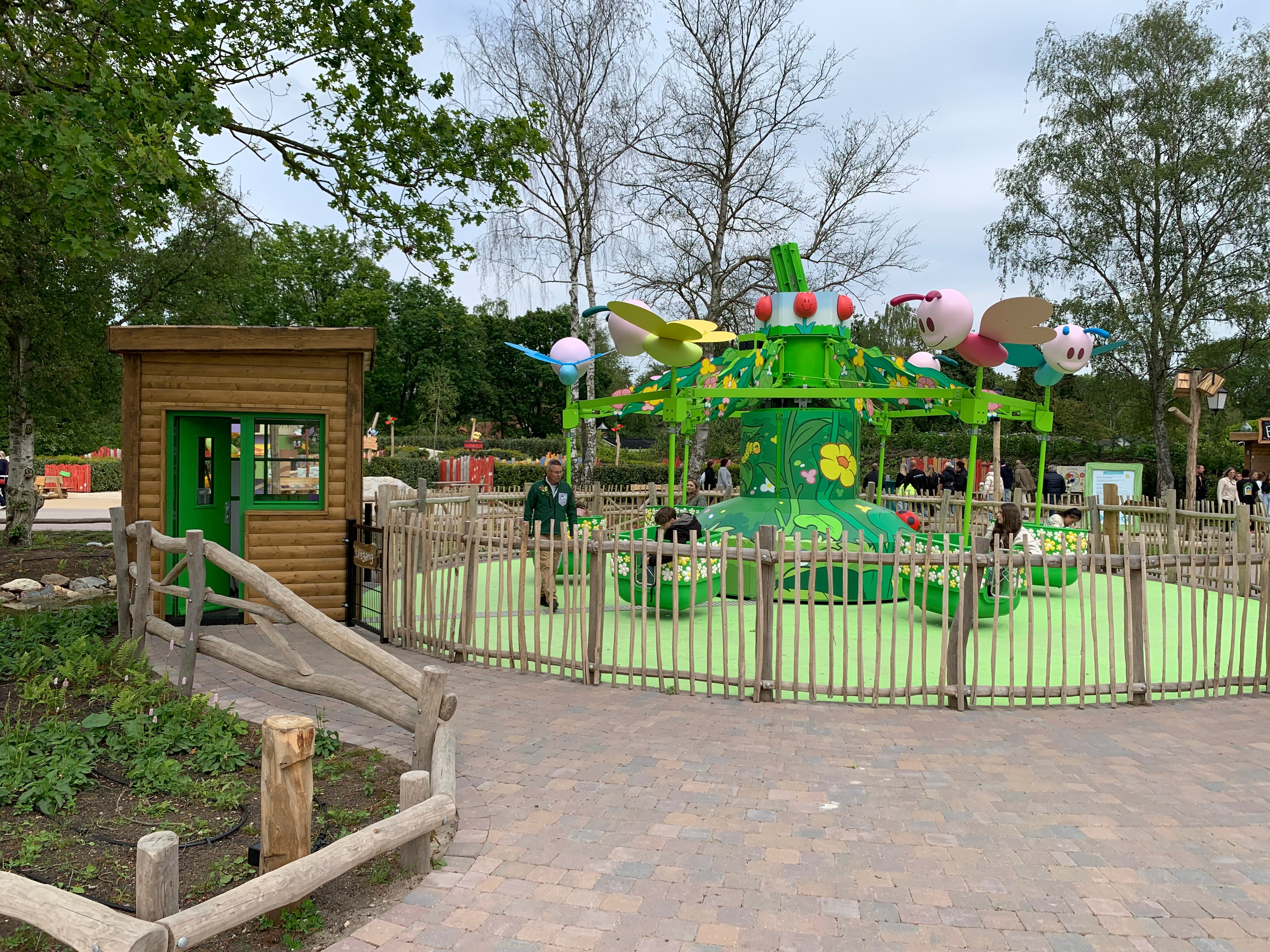 Gethematiseerde attractie op een vakantiepark
